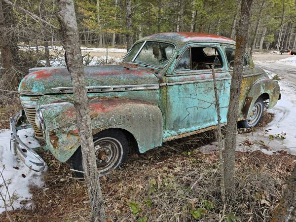 AWESOME 1941 Chevy Custom Deluxe 2 door coupe