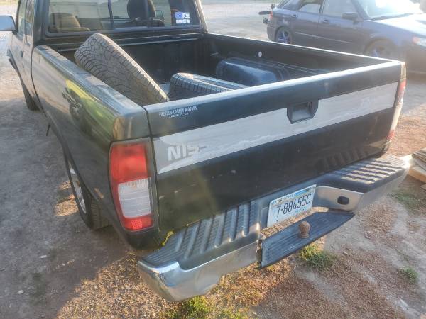 1999 Nissan frontier extended cab 2wd