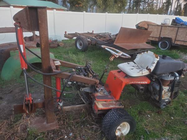 Custom made mobile log splitter