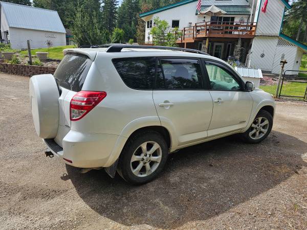 Beautiful 2011 Toyota Rav4