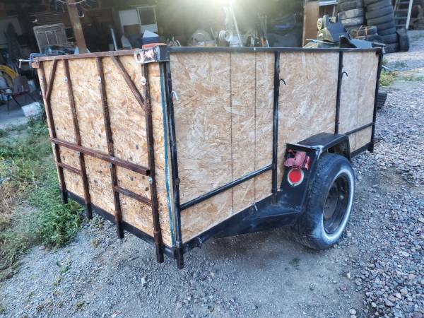 Nice little garden trailer