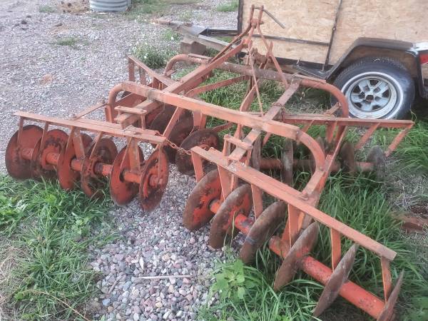 Vintage 3 point disc harrow