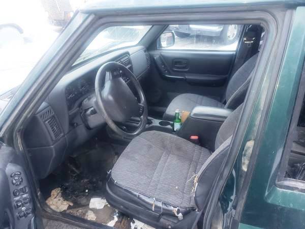 2000 jeep cherokee sport 4x4