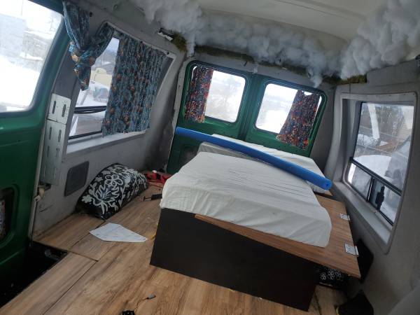 1990 ford E150 van