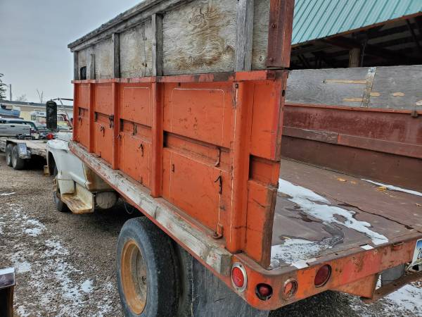 1968 Ford f500 grain/dump truck
