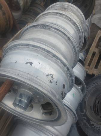 1974 to 78 Ford Mustang II factory aluminum wheels (complete set of 4).