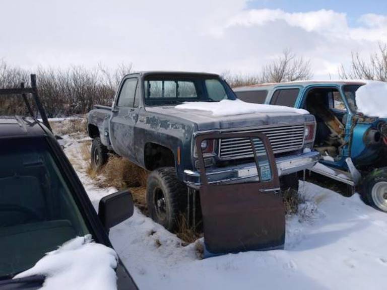 CLASSIC 1975 CHEVY SILVERADO SHORTBOX STEPSIDE 4x4
