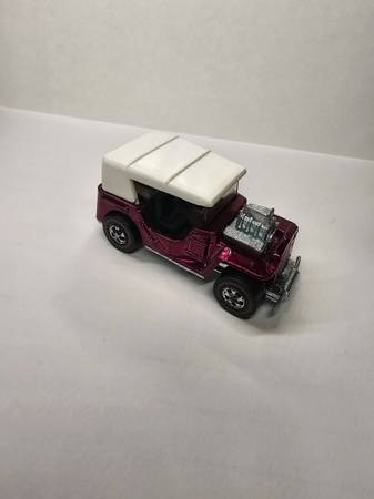 1970 Redline Hot wheels Magenta Grass Hopper