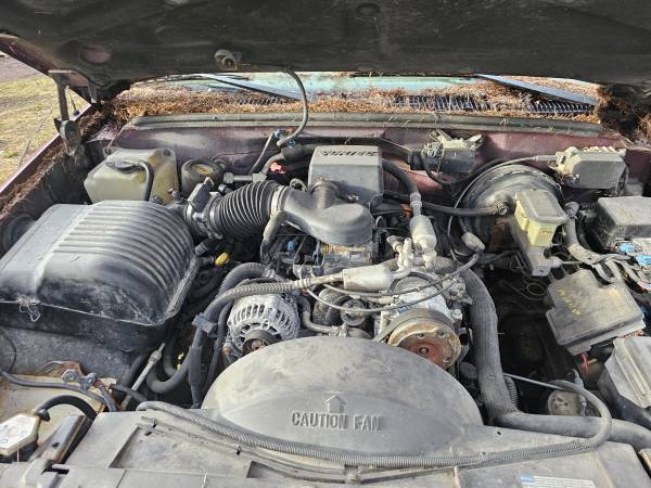 1997 GMC Suburban SLT