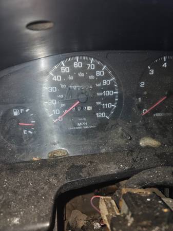 1997 Nissan Pathfinder project or parts?