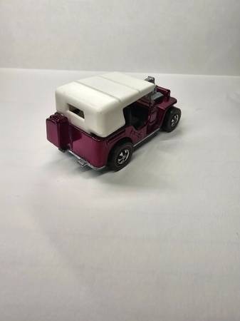 1970 Redline Hot wheels Magenta Grass Hopper