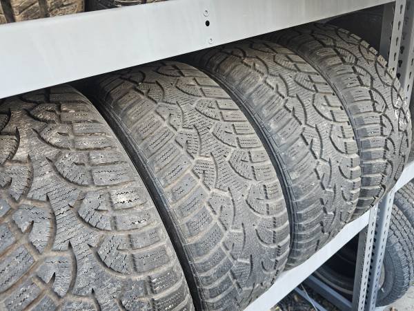 4 225/60r16 studded snow tires