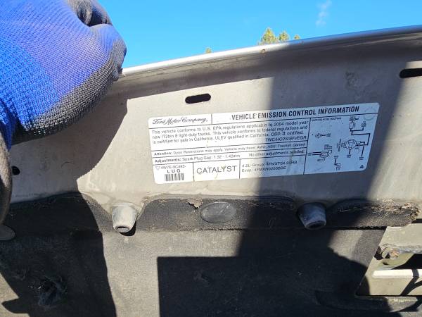 2004 Ford Freestyle SEL mini van