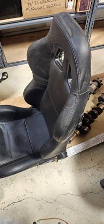 Recaro racing style bucket seats w/sliders