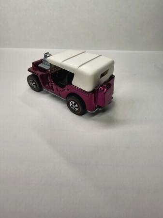 1970 Redline Hot wheels Magenta Grass Hopper