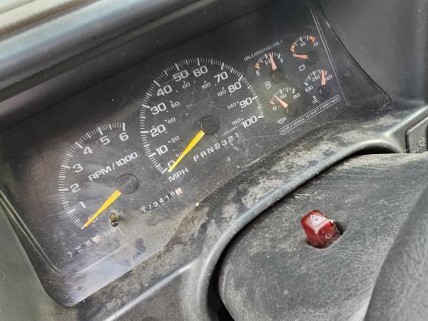 1997 GMC Suburban SLT