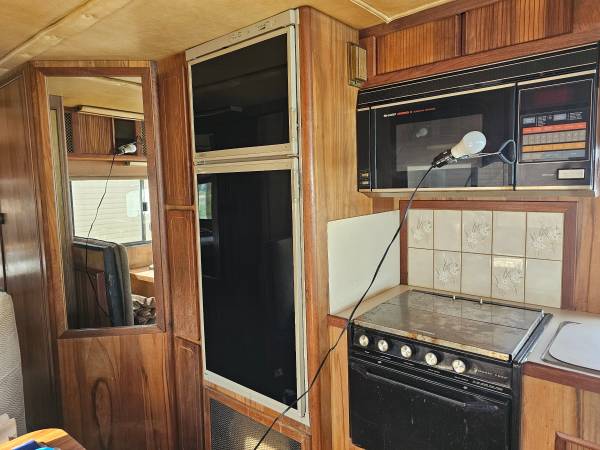 1987 Foretravel Grand Ville 36&