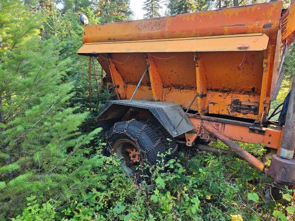 1952 FWD All wheel drive plow /sander