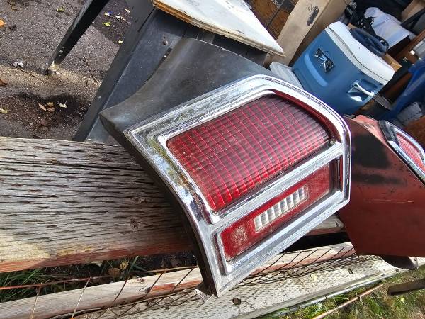 1969 Chevy Chevelle/Malibu left rear taillight housing and lens – Car ...