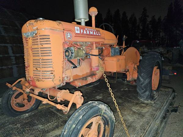 40/50s McCormick FarmAll Super A tractor