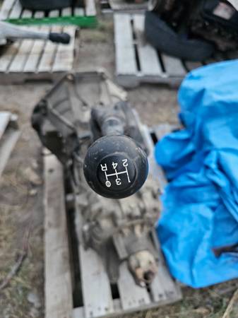 1990s Ford ZF-5 manual transmission