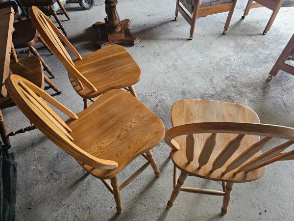 3 simulated dark oak bar stools with swivel seats