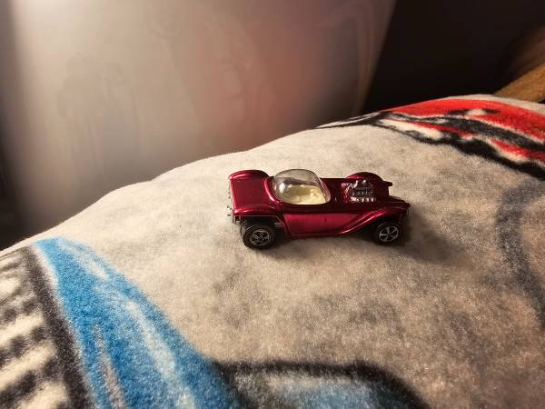 1968 Hot Wheels, Redline rose Beatnik Bandit