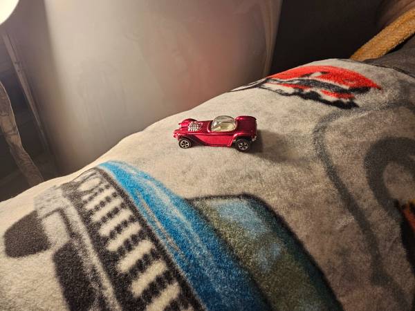 1968 Hot Wheels, Redline rose Beatnik Bandit