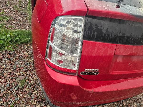 Parting out 2006 Toyota Prius Hybrid