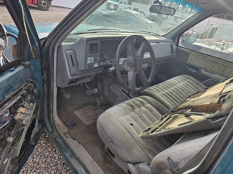 1994 Chevy 1500 regular cab shortbox fleetside 4x4 project or?
