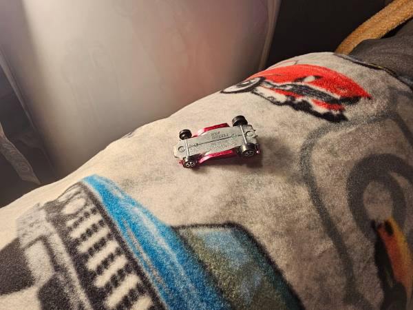 1968 Hot Wheels, Redline rose Beatnik Bandit