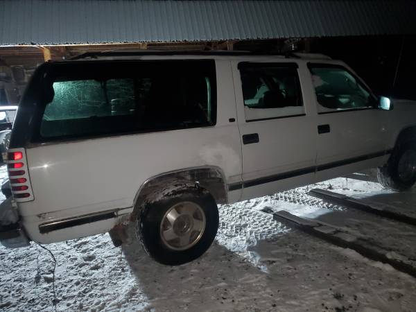 1999 Chevy suburban project or?
