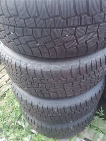 4 - Cooper Discoverer 245/60-18 M&S tires