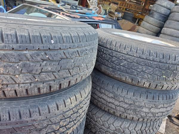 4 NICE Grabber 235/70R16 M&S tires w/mazda wheels